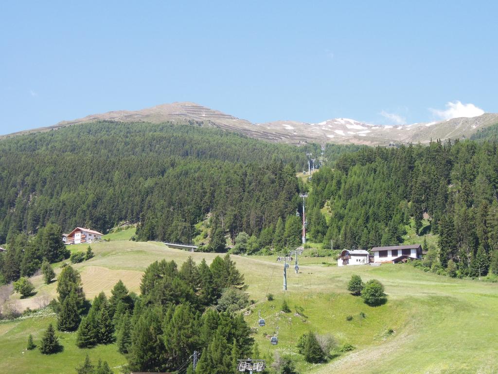 Mountain Living Apartments Сан-Валентіно-Алла-Мута Номер фото